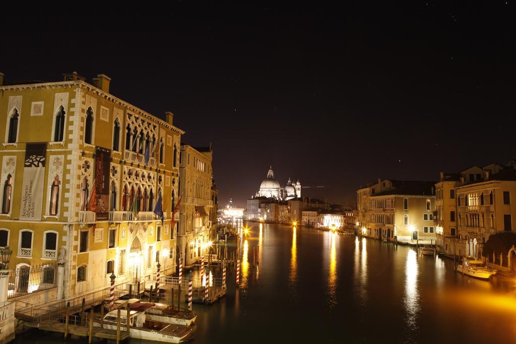 lux venice hotel booking